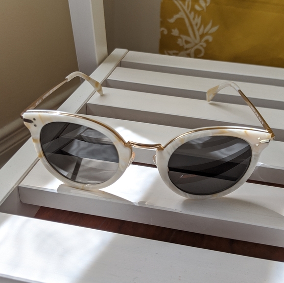 *SOLD* Céline Sunglasses - Picture 3 of 3